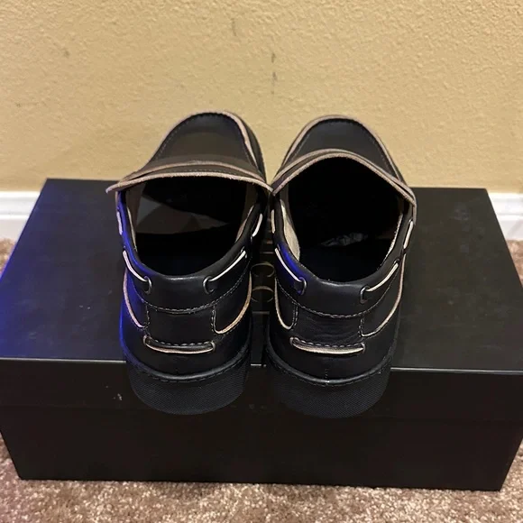 Gucci Men's Black Leather Slip-On Loafers - Picture 12 of 14